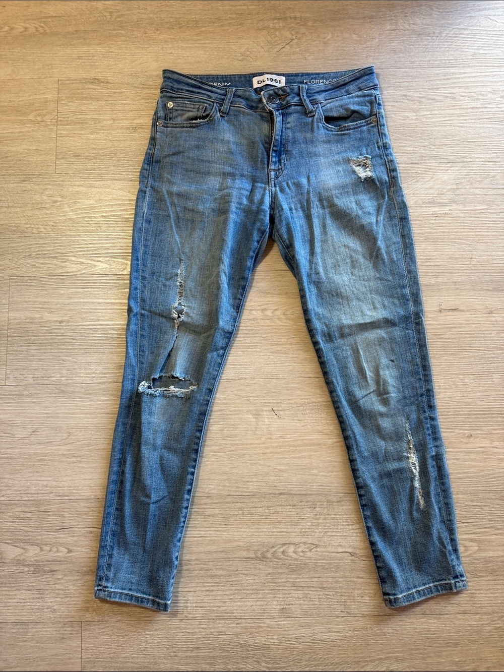 DL1961 Women's Blue Ripped Skinny Jeans
